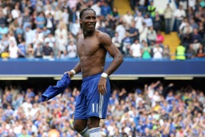 足彩网-争议风暴！布朗，库里是历史最佳控卫 但单挑他赢不了我 直言不喜SGA造犯规